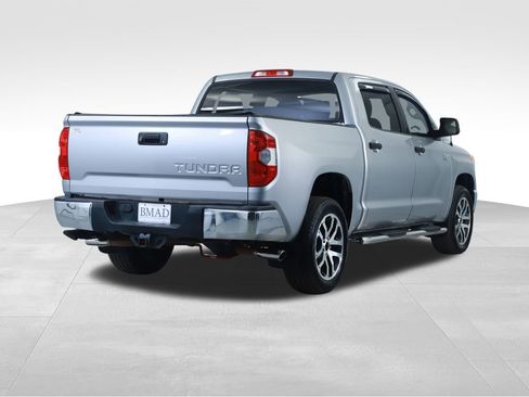 Used 2017 Toyota Tundra SR5 w/ SR5 Upgrade Package image 12