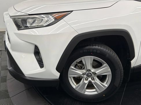 Used 2021 Toyota RAV4 XLE w/ Carpet Mat Package (TMS) AWD/4WD image 5