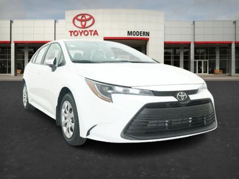 New 2026 Toyota Corolla LE image 32