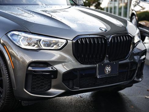 Used 2022 BMW X5 xDrive40i w/ M Sport Package image 2