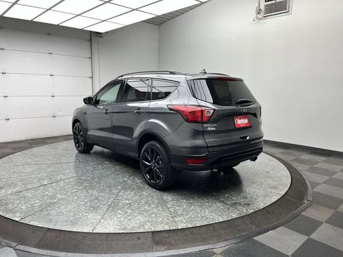 Used 2019 Ford Escape SE AWD/4WD image 30