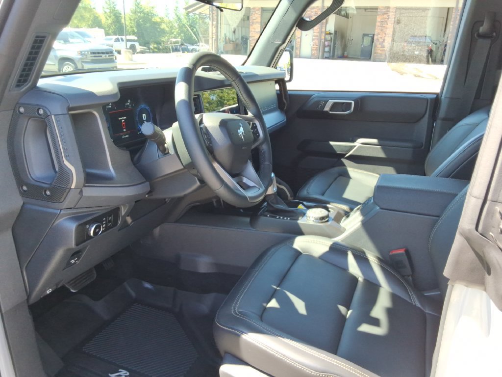 Used 2026 Ford Bronco Badlands w/ Sasquatch Package AWD/4WD image 26