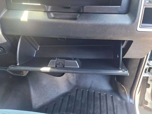 Used 2018 RAM 3500 SLT AWD/4WD image 31