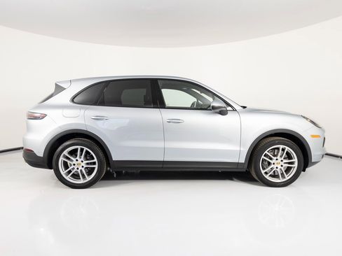 Certified 2023 Porsche Cayenne image 11