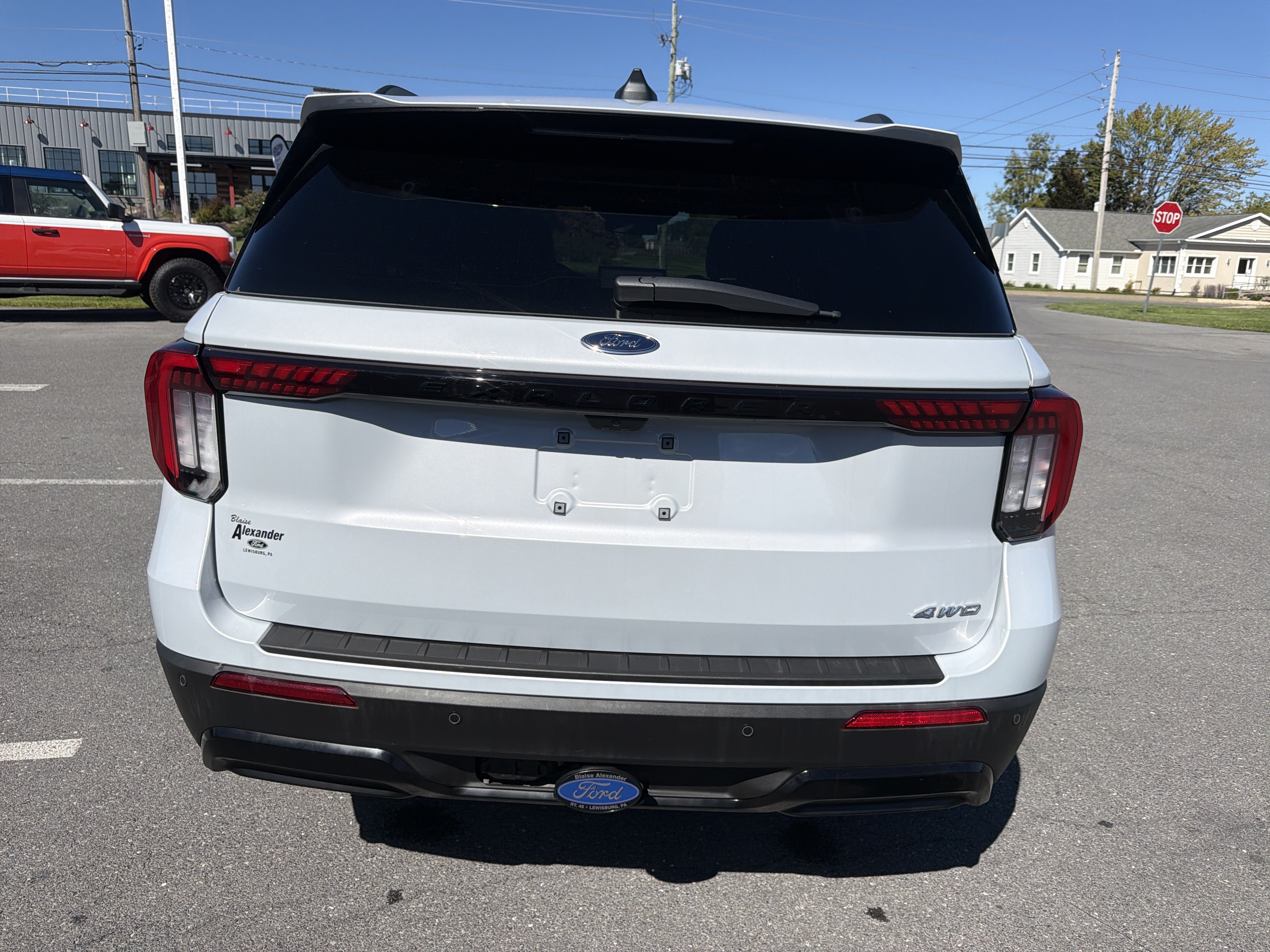 Certified 2026 Ford Explorer ST-Line w/ ST-Line Street Pack AWD/4WD image 4