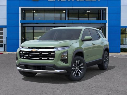 New 2026 Chevrolet Equinox LT image 6