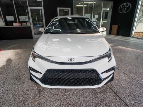 New 2026 Toyota Corolla SE w/ SE Premium Package image 6