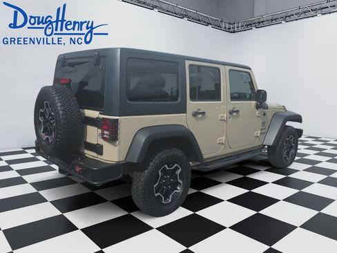 Used 2016 Jeep Wrangler Unlimited Sport w/ Connectivity Group AWD/4WD image 5