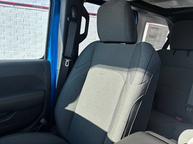 New 2025 Jeep Wrangler Unlimited Sahara w/ Safety Group AWD/4WD image 21