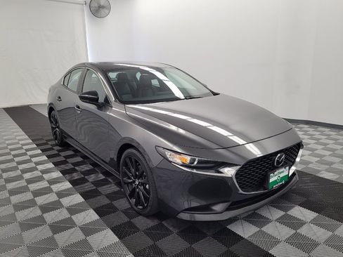 Used 2024 MAZDA MAZDA3 s FWD image 13