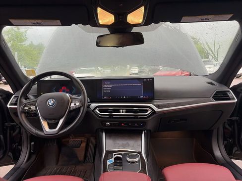 Used 2024 BMW i4 eDrive35 w/ Premium Package RWD image 29