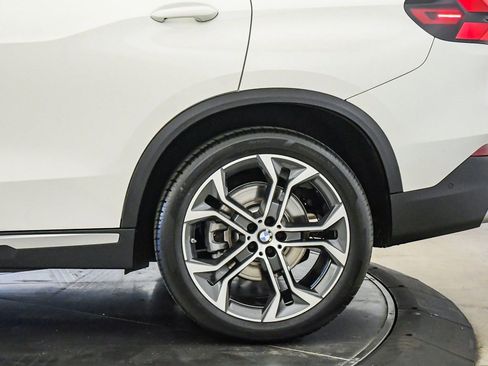 Certified 2024 BMW X5 xDrive40i w/ Premium Package AWD/4WD image 11