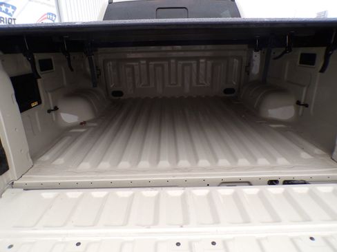 Used 2025 Ford Ranger XLT w/ Black Appearance Package image 11