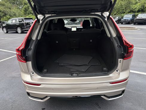 Used 2026 Volvo XC60 B5 Core AWD/4WD image 34