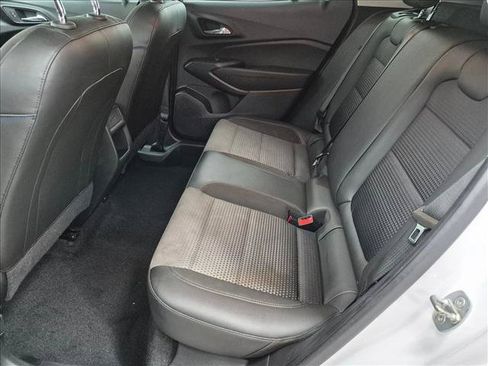 Used 2024 Chevrolet Trax LT FWD image 18