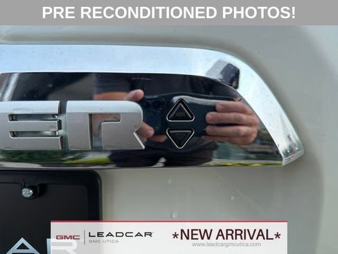 Used 2023 Toyota 4Runner Limited AWD/4WD image 23