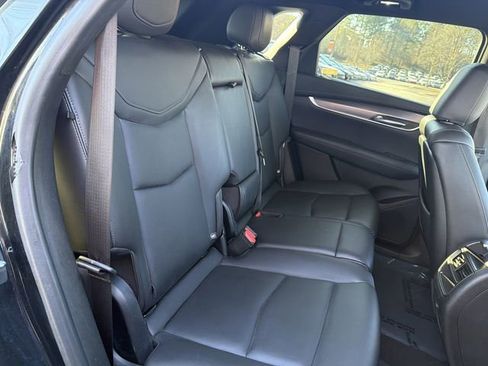 Used 2022 Cadillac XT5 Luxury image 17