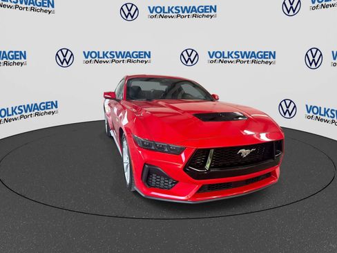 Used 2025 Ford Mustang GT Premium RWD image 16