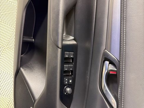 Used 2018 MAZDA CX-5 Touring w/ Preferred Equipment Package image 11