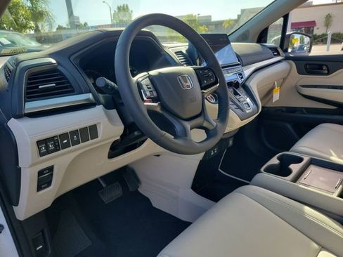 New 2026 Honda Odyssey EX-L image 14