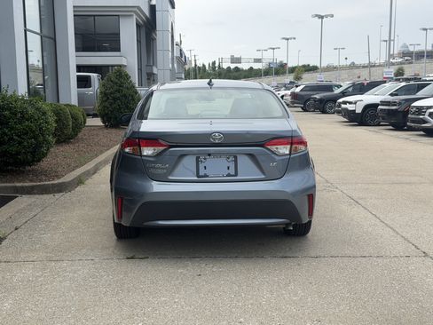 Used 2021 Toyota Corolla LE w/ Carpet Mat Package (TMS) FWD image 6