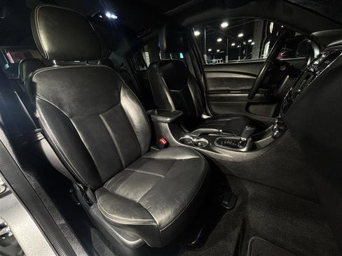 Used 2014 Chrysler 200 Limited w/ Sun/Sound Group image 12