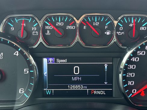 Used 2017 Chevrolet Silverado 1500 LT AWD/4WD image 18