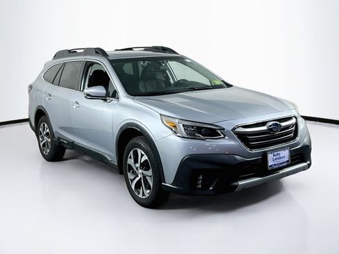 Used 2021 Subaru Outback Limited AWD/4WD image 3