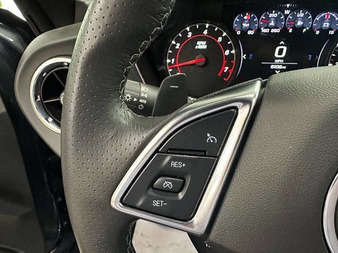 Used 2022 Chevrolet Camaro SS RWD image 25