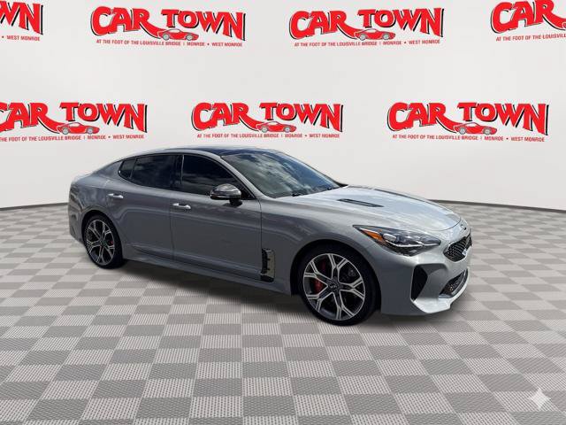 Used 2020 Kia Stinger GT1 RWD image 2