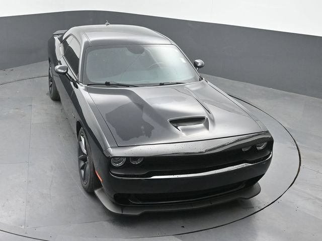Used 2022 Dodge Challenger R/T RWD image 38