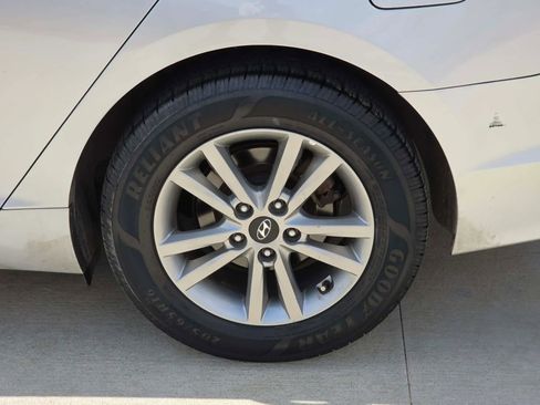 Used 2016 Hyundai Sonata SE FWD image 27