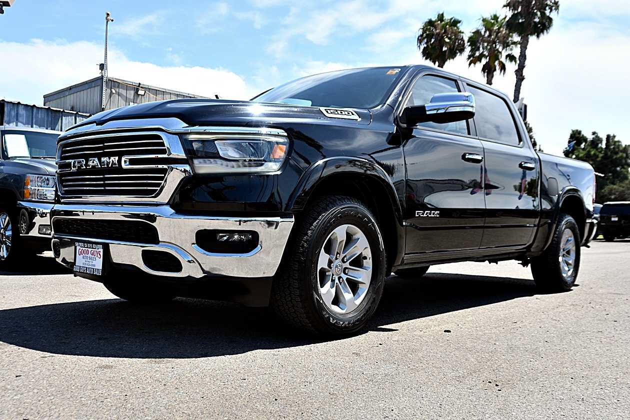 Used 2021 RAM 1500 Laramie AWD/4WD image 1