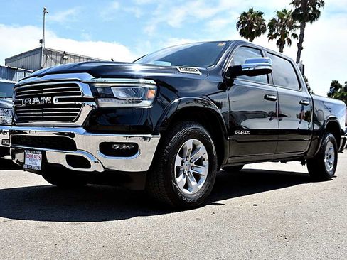 Used 2021 RAM 1500 Laramie AWD/4WD image 1
