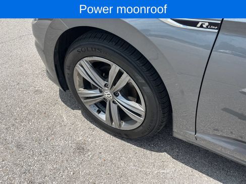 Used 2019 Volkswagen Jetta R-Line w/ R-Line Cold Weather Package FWD image 11