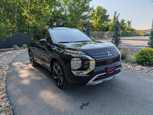 Used 2024 Mitsubishi Outlander SE FWD image 7