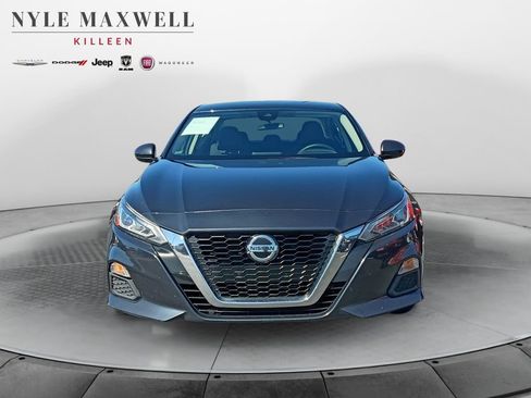 Used 2022 Nissan Altima 2.5 SV FWD image 18