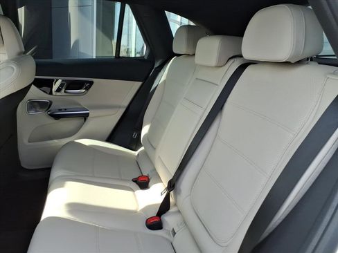 Certified 2026 Mercedes-Benz GLC 300 4MATIC image 26