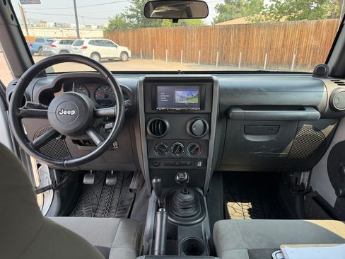 Used 2008 Jeep Wrangler X AWD/4WD image 19