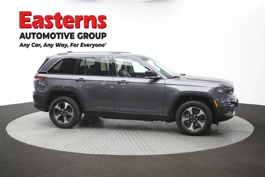 Used 2023 Jeep Grand Cherokee 4WD 4xe image 52