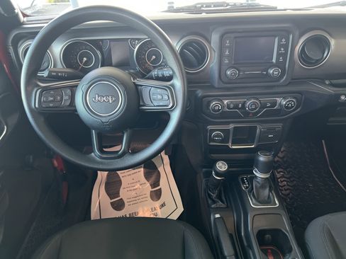 Used 2020 Jeep Wrangler Unlimited Sport AWD/4WD image 8