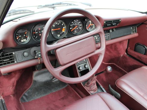 Used 1987 Porsche 911 Carrera image 4