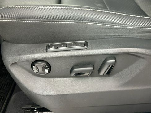 Used 2023 Volkswagen Atlas Cross Sport SEL R-Line image 18