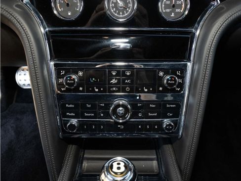 Certified 2020 Bentley Mulsanne image 42