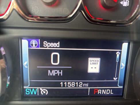 Used 2018 Chevrolet Silverado 1500 LT w/ Texas Edition image 11