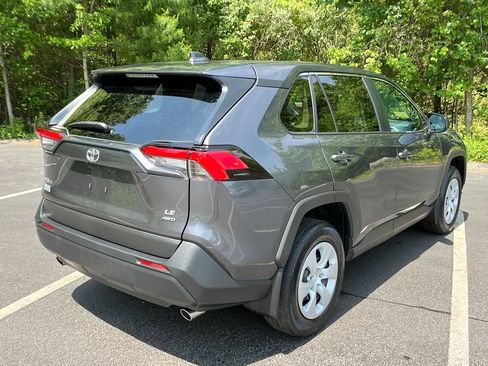 Certified 2024 Toyota RAV4 LE AWD/4WD image 5