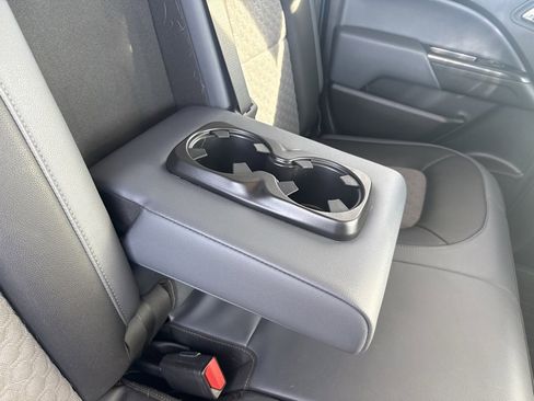 Used 2016 Chevrolet Colorado Z71 image 40