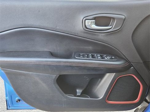 Used 2018 Jeep Compass Trailhawk w/ Leather Interior Group image 16