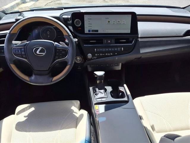 Used 2025 Lexus ES 300h w/ Technology Package FWD image 18