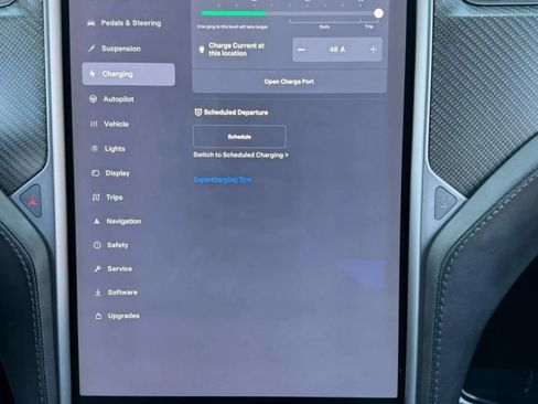Used 2018 Tesla Model X 75D AWD/4WD image 25